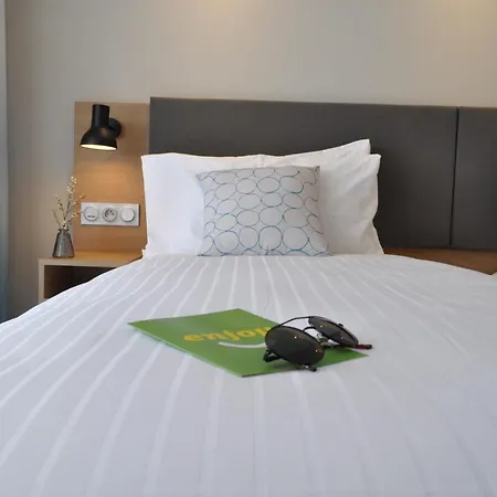 - Bordeaux-merignac By Ihg Otel 4*