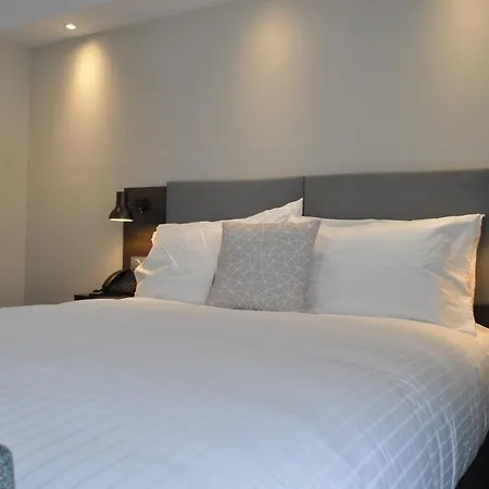 - Bordeaux-merignac By Ihg Hotel Mérignac