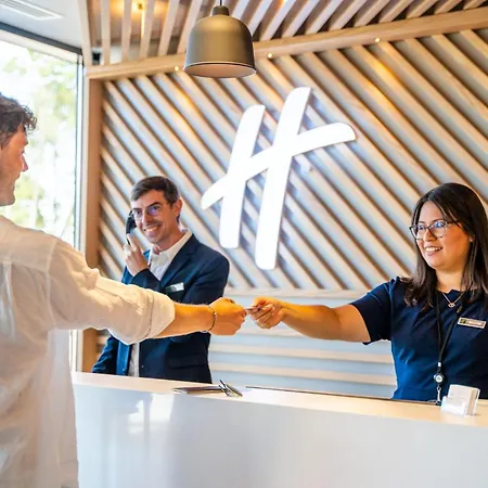 - Bordeaux-merignac By Ihg Hotel