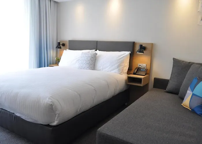 - Bordeaux-merignac By Ihg Отель 4*