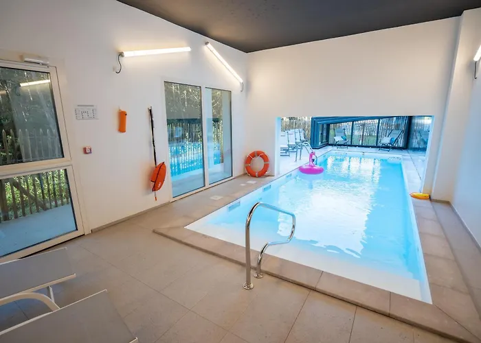 - Bordeaux-merignac By Ihg Отель 4*